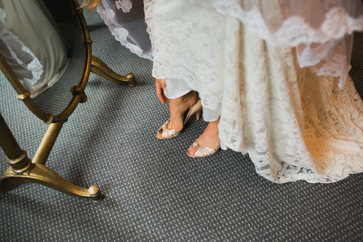 Sarah & Kyle - Robinswood House Bellevue Wedding - Lady & Gent Photography